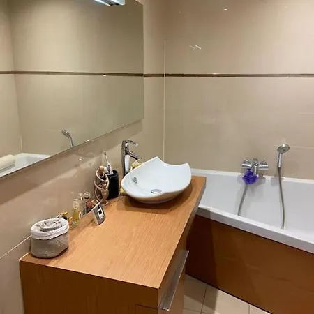 Elegante Avec Piscine Protegee * Nîmes